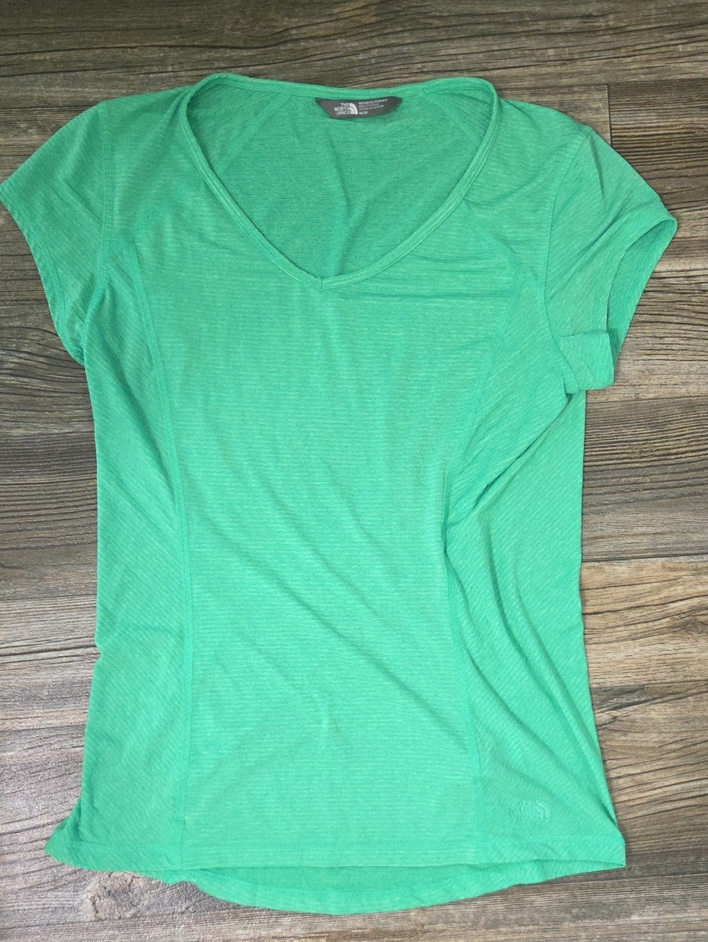 The North Face Green V-Neck Short Sleeve Tee